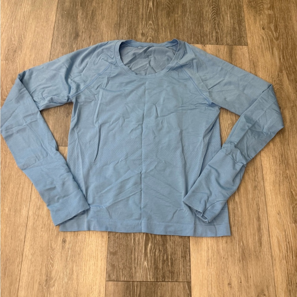 Lululemon Athletica Blue Long Sleeve Tee